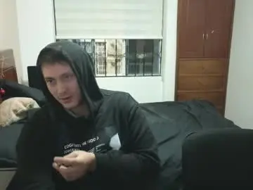 Chaturbate Sex Cam of danruiz33