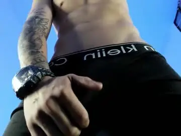 Chaturbate Best live sex cam show of liaamsmiith_