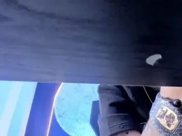 Chaturbate Best live sex cam show of liaamsmiith_