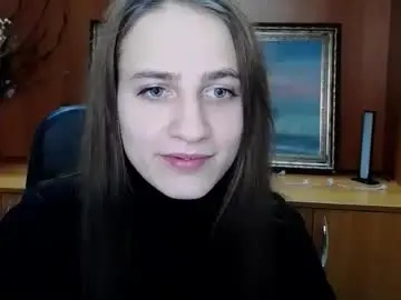 Chaturbate Adult Video Chat of smilequeen_3