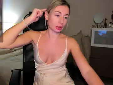 Chaturbate Watch Live Sex Cams of aliceevan