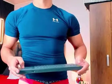 Chaturbate Live Sex Cam of hotfuckers4uu