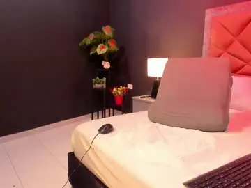 Chaturbate Adult Webcam of mia_milff