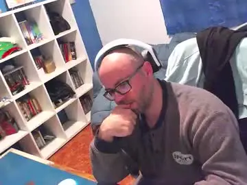 Chaturbate Sex Cam of ravingr3d3