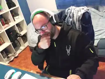 Chaturbate Adult Video Chat of ravingr3d3