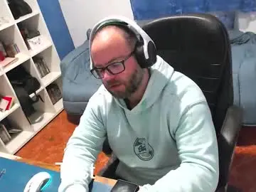 Chaturbate Live Sex of ravingr3d3