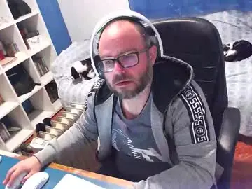 Chaturbate Best live sex cam show of ravingr3d3