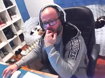 Chaturbate Adult Video Chat of ravingr3d3