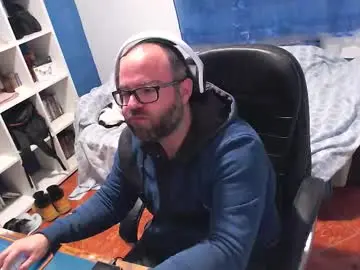 Chaturbate Nude Webcam of ravingr3d3