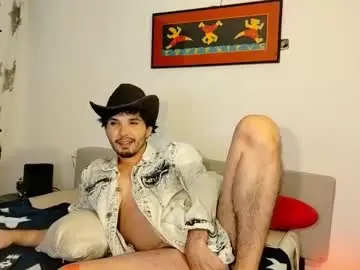 Chaturbate Watch Live Sex Cams of camilosaennz