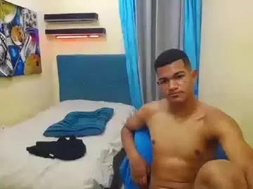 Chaturbate Sex Cam of hugecock_twinks