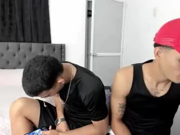 Chaturbate Live Sex of kings_latins