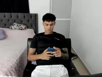 Chaturbate Free Porn Cam of kings_latins