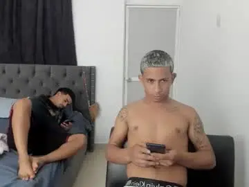 Chaturbate Best live sex cam show of kings_latins