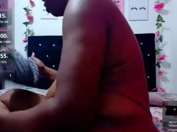 Chaturbate Live Sex Cam of ciaraebonyxxx