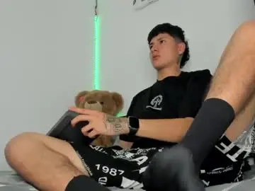 Chaturbate Sex Cam of mateo_escobar