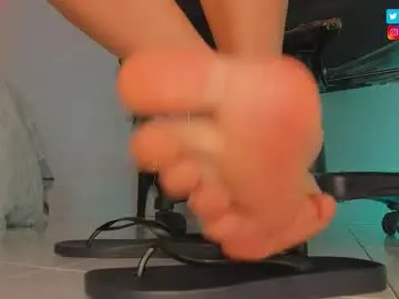 Chaturbate Live Sex Cam of charlotte__grey