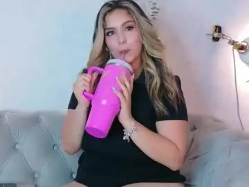 cloeecoopererer from chaturbate