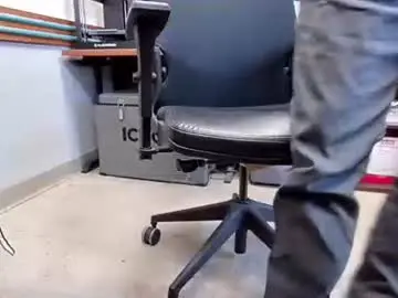 Chaturbate Adult Video Chat of countryboy_10