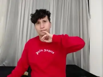 Chaturbate Live Porn of im_milancs