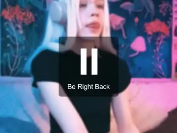 peacchypawss from chaturbate