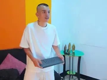 rowancley from chaturbate