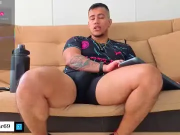 Chaturbate Sex Chat of sebastiian69_