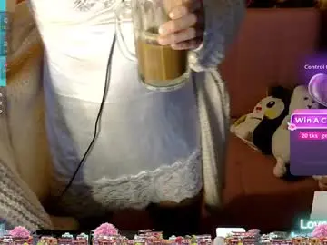 tashakai from chaturbate