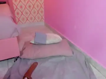 Chaturbate Live Sex Cam of alysonjackson