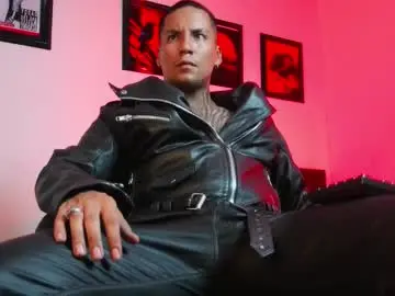 Chaturbate Free Live Porn of leonnardojaramillo