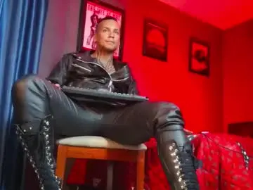 Chaturbate Live Sex of leonnardojaramillo