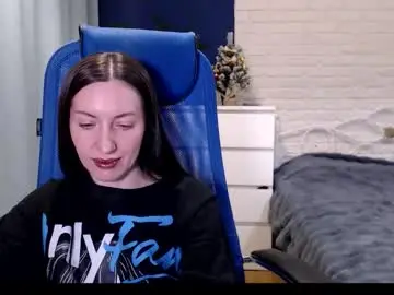 Chaturbate Watch Live Sex Cams of lilymellow