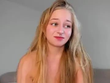 Chaturbate Live Sex of mia_meows