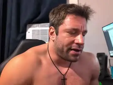 Chaturbate Live Porn of pizza_biceps