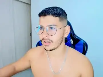 Chaturbate Nude Webcam of dantraxx