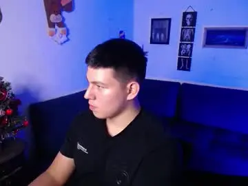 Chaturbate Nude Webcam of james_cr