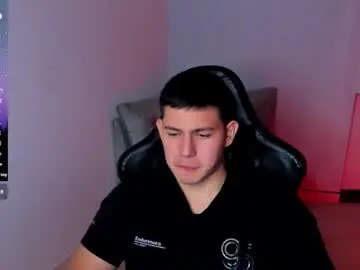 james_cr from chaturbate