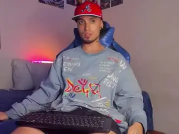 Chaturbate Nude Webcam of salvatore_dereck