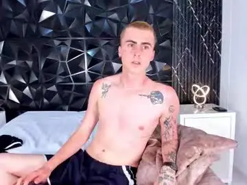 Chaturbate Watch Live Sex Cams of spaceboy_1