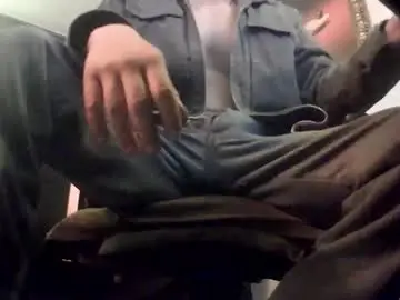 Chaturbate Watch Live Sex Cams of badhombremx