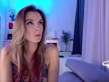 Chaturbate Live Sex Cam of karamelsw