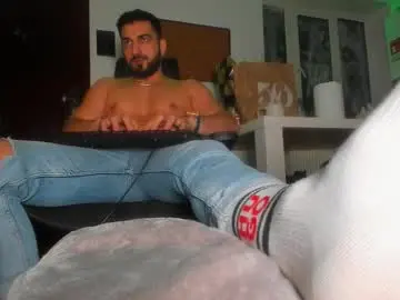 Chaturbate Live Sex Cam of master9four