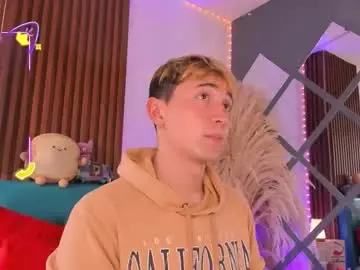 Chaturbate Adult Video Chat of naughty__chris