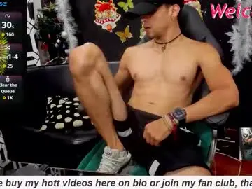 Chaturbate Free Porn Cam of brunocuttie94