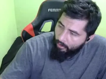 Chaturbate Live Sex Cam of daviddelz