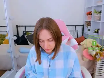 Chaturbate Live Sex Cam of elma_lily