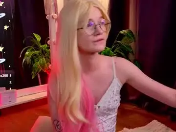 Chaturbate Best live sex cam show of kiki_blue_eyes