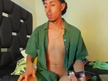 Chaturbate Free Porn Cam of raydevil_