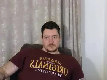 Chaturbate Adult Webcam of tattooedhunk_