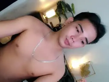 Chaturbate Best live sex cam show of urpinoy_cummer